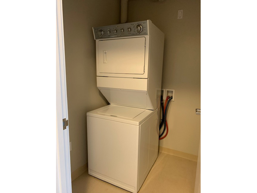 Allure Waikiki #2203