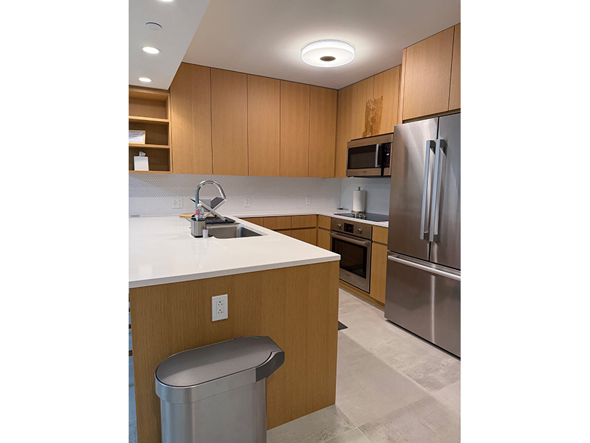 Sky Ala Moana West #905