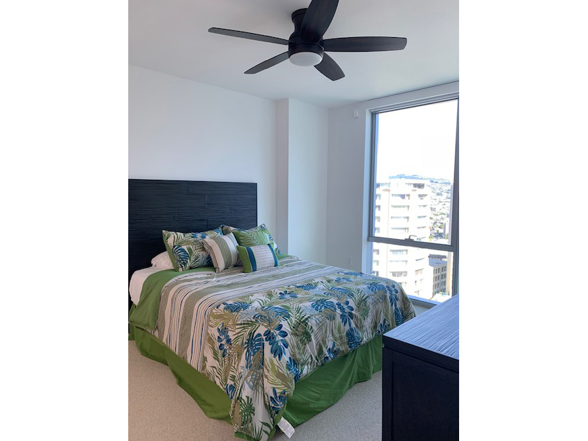 Azure Ala Moana #1803