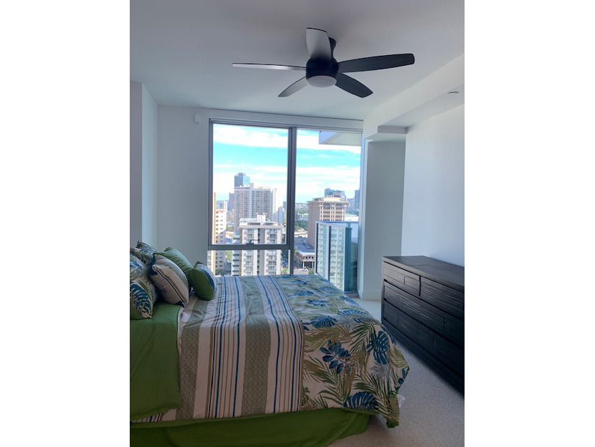 Azure Ala Moana #1803