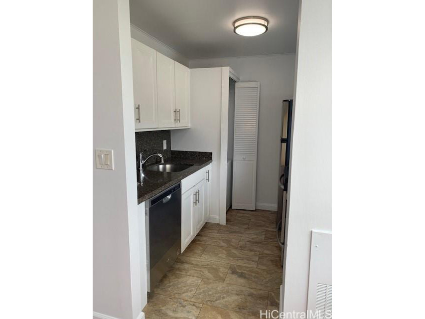 Villa On Eaton Square #3606