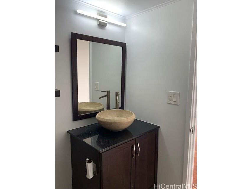 Villa On Eaton Square #3606