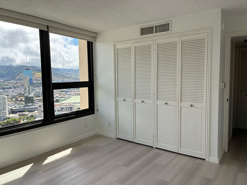 Yacht Harbor Tower #3500