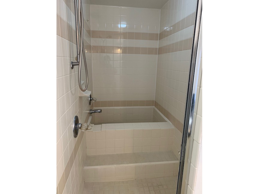 Waikiki Park Heights #1006