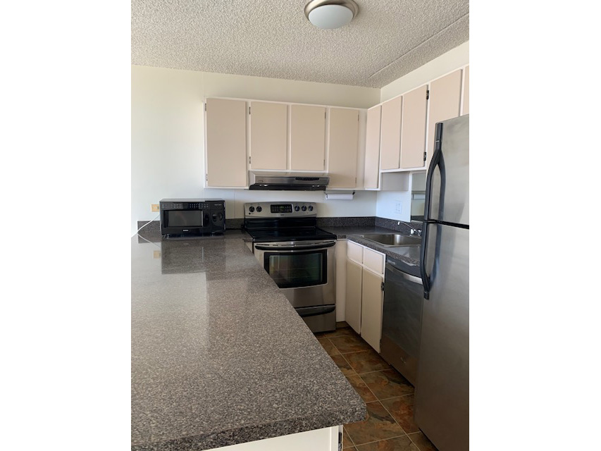 Chateau Waikiki #3005