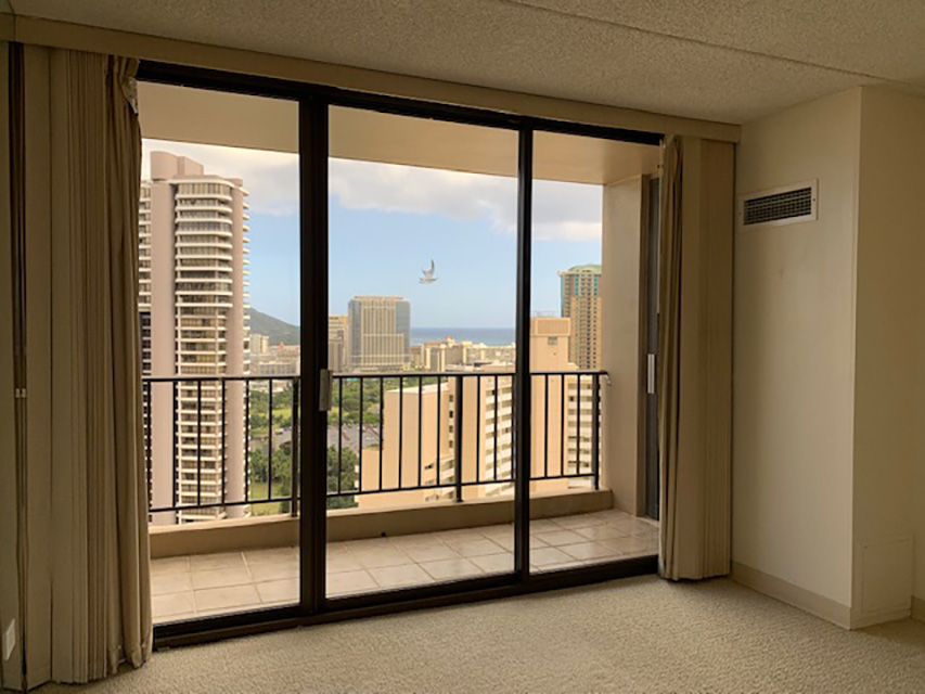 Chateau Waikiki #3005