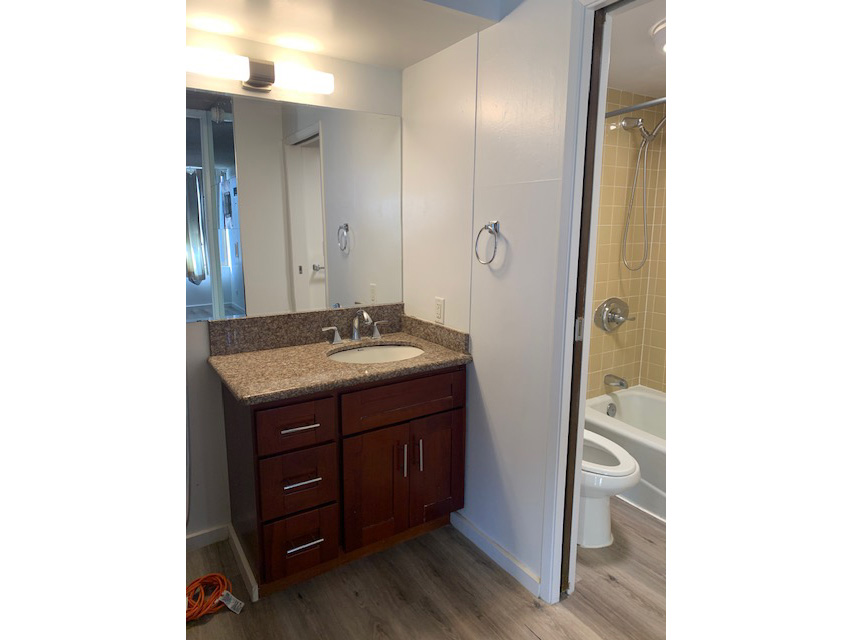 Chateau Waikiki #2404