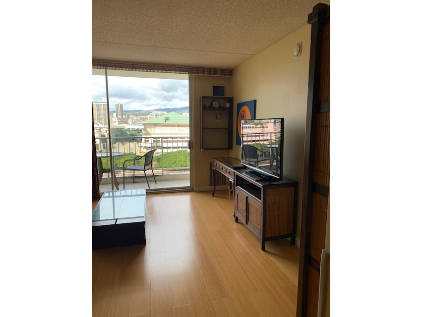 Villa On Eaton Square #1212