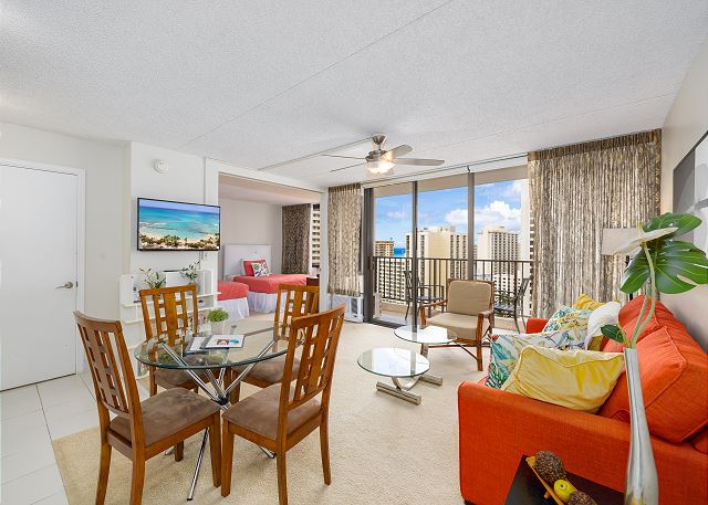 Waikiki Banyan T2 2008