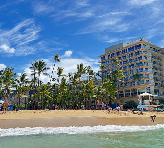 ハワイ、ホノルルの年間の気温、服装、日焼け対策（UV指数）