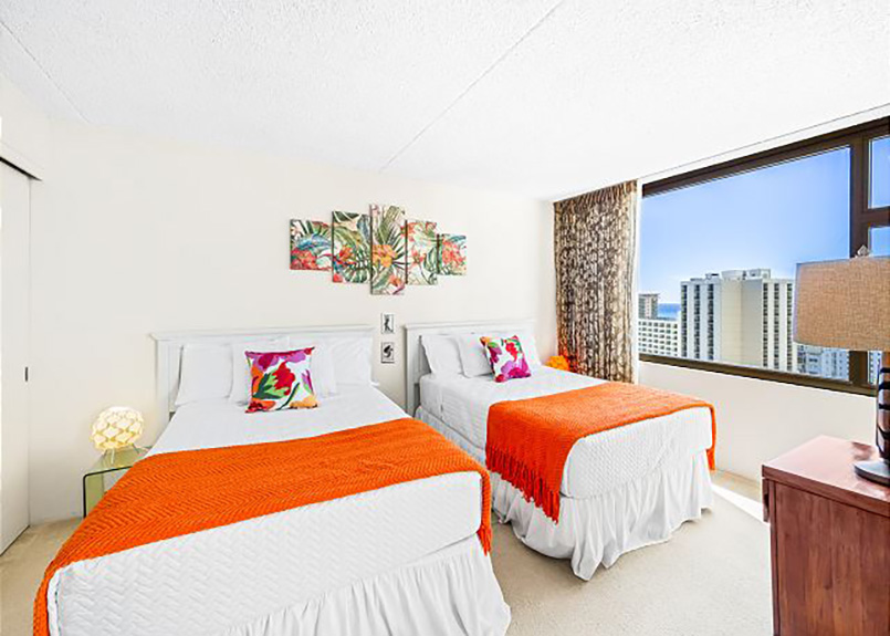 ミニマム3泊から気軽に滞在できるコスパ重視の一室「ワイキキバニアン #2008」