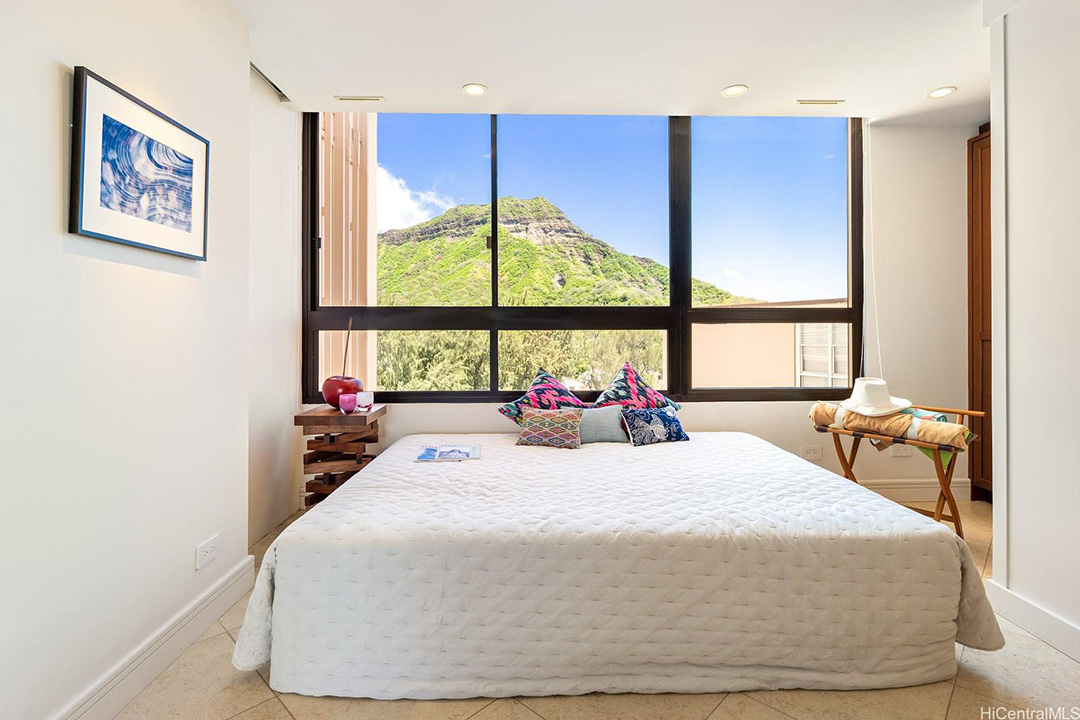 【ゲートウェイズ社よりおすすめバケーションレンタル3選】コーラルストランド＃601、海が目の前に広がる ＄3,600,000